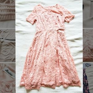 Aonour Pink Lace Knee Length Dress